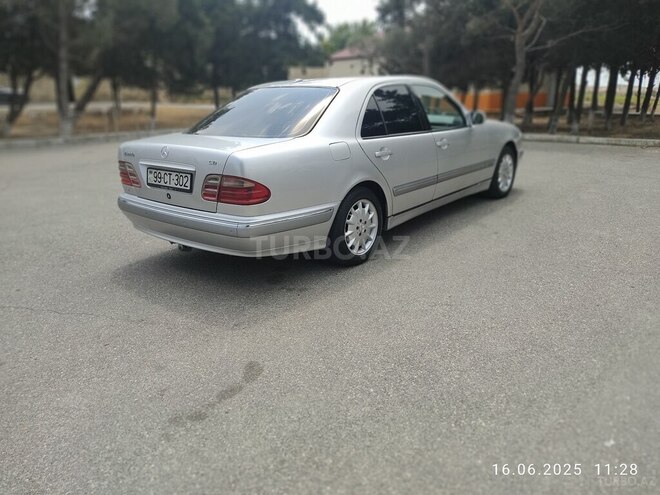 Mercedes E 220 d 2001, 387,000 km - 2.2 l - Bakı