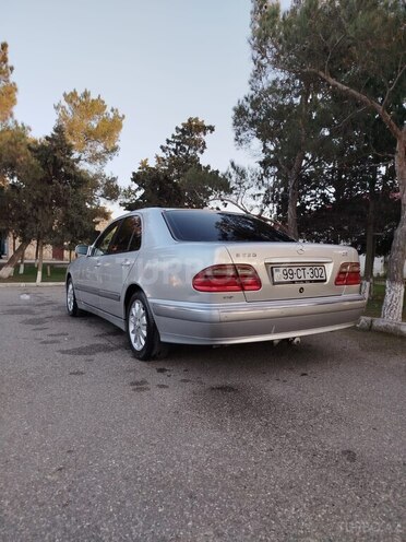 Mercedes E 220 d 2001, 387,000 km - 2.2 l - Bakı