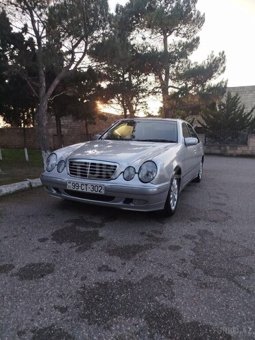 Mercedes E 220 d 2001, 387,000 km - 2.2 l - Bakı