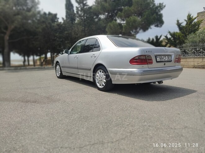 Mercedes E 220 d 2001, 387,000 km - 2.2 l - Bakı