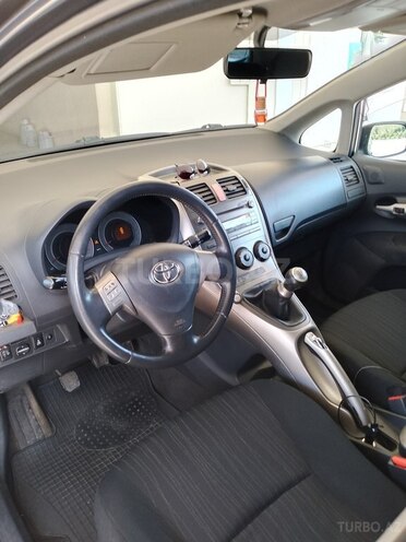 Toyota Auris 2008, 284,473 km - 1.4 л - Ağcabədi