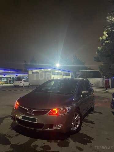 Honda Civic 2006, 219,000 km - 1.3 l - Bakı