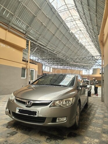 Honda Civic 2006, 219,000 km - 1.3 l - Bakı