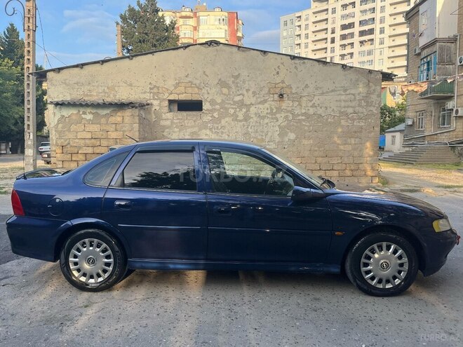 Opel Vectra 1999, 342,550 km - 1.6 l - Sumqayıt