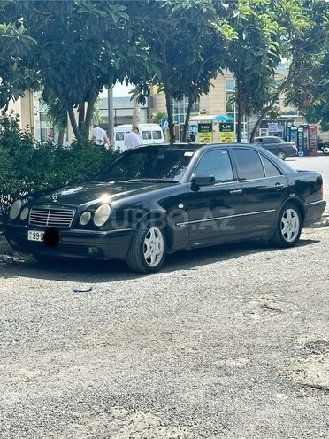 Mercedes E 240 1998, 475,000 km - 2.4 l - Bərdə