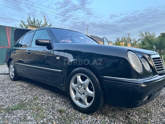 Mercedes E 240 1998, 475,000 km - 2.4 l - Bərdə