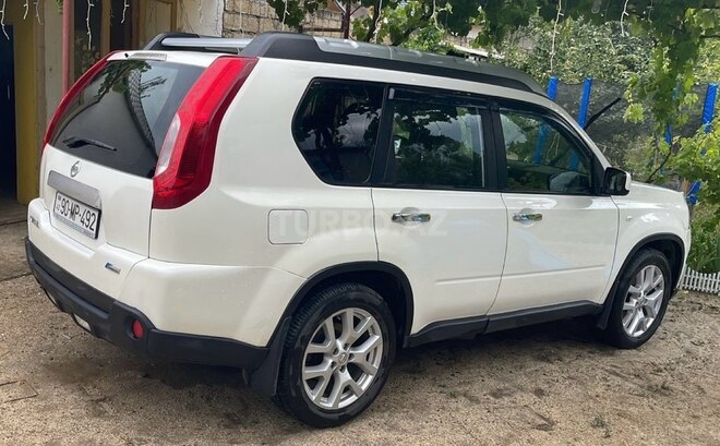 Nissan X-Trail 2011, 132,000 km - 2.5 л - Bakı