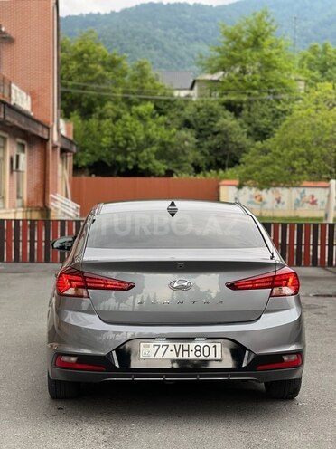 Hyundai Elantra 2019, 73,000 km - 2.0 l - Zaqatala