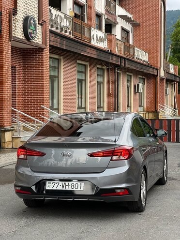 Hyundai Elantra 2019, 73,000 km - 2.0 l - Zaqatala