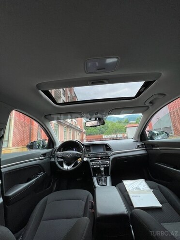 Hyundai Elantra 2019, 73,000 km - 2.0 l - Zaqatala