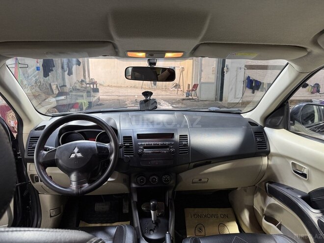 Mitsubishi Outlander 2008, 265,000 km - 2.4 l - Bakı