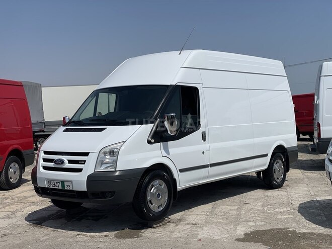 Ford Transit-1