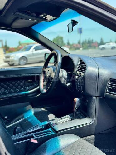 BMW 318 1993, 298,000 km - 1.8 l - Sumqayıt