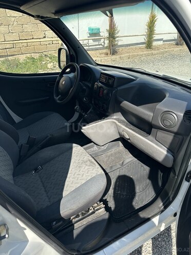 Fiat Doblo 2014, 283,000 km - 1.4 l - Bakı
