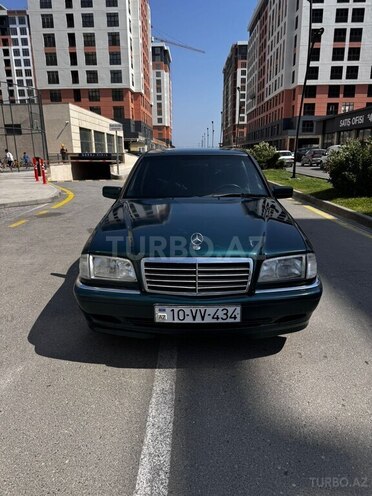 Mercedes C 240 1999, 240,000 km - 2.4 l - Xırdalan