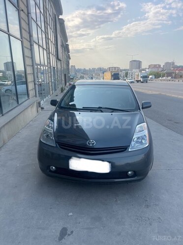 Toyota Prius-1