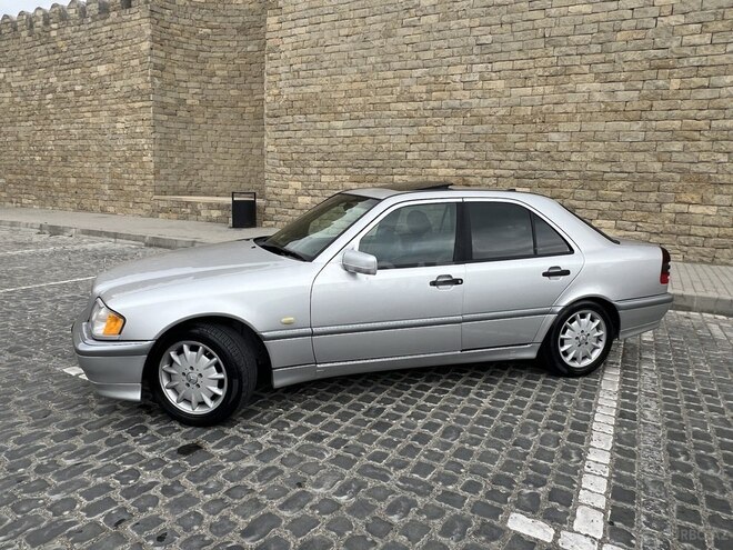 Mercedes C 200 1998, 368,000 km - 2.0 l - Bakı