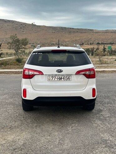 Kia Sorento-2