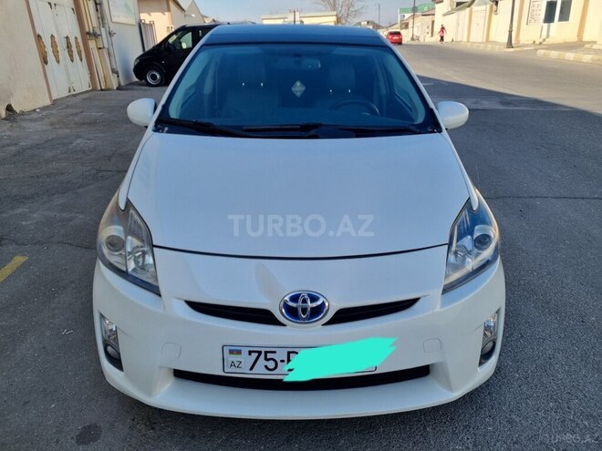 Toyota Prius-1