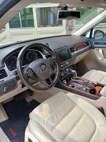 Volkswagen Touareg 2015, 130,000 km - 3.6 l - Bakı