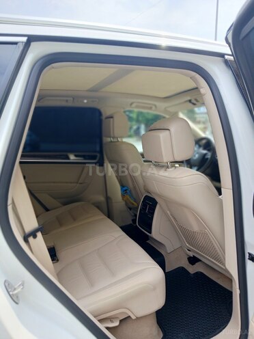 Volkswagen Touareg 2015, 130,000 km - 3.6 l - Bakı