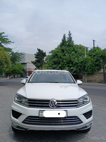 Volkswagen Touareg 2015, 130,000 km - 3.6 l - Bakı