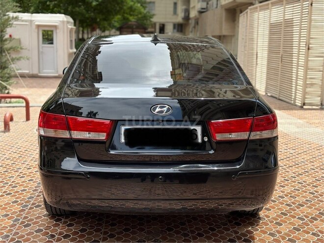 Hyundai Sonata-4