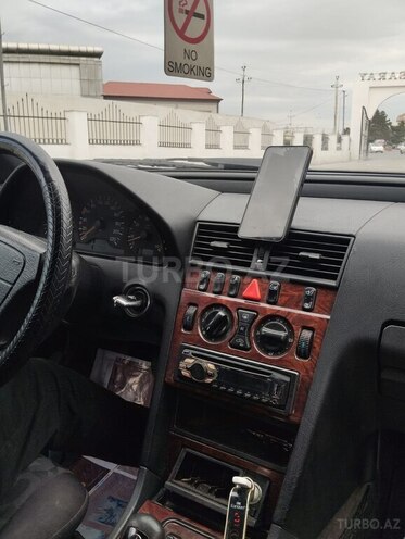 Mercedes C 220 d 2000, 312,000 km - 2.2 л - Bakı