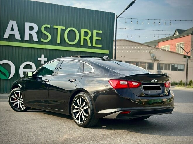 Chevrolet Malibu-14