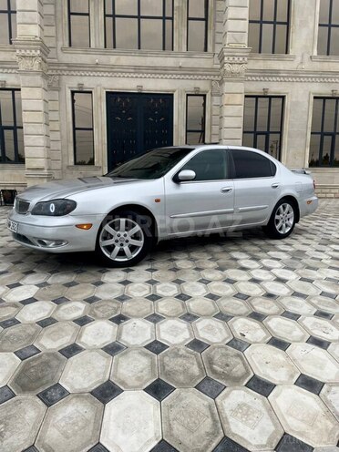 Nissan Maxima-4