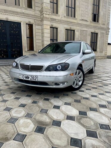Nissan Maxima-7