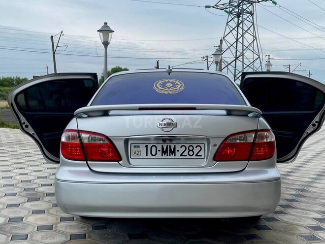 Nissan Maxima-9
