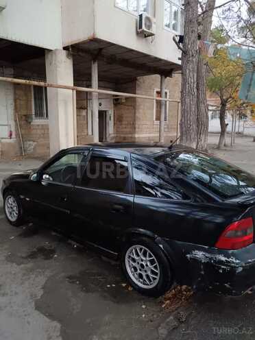 Opel Vectra 1997, 245,000 km - 2.0 l - Sumqayıt