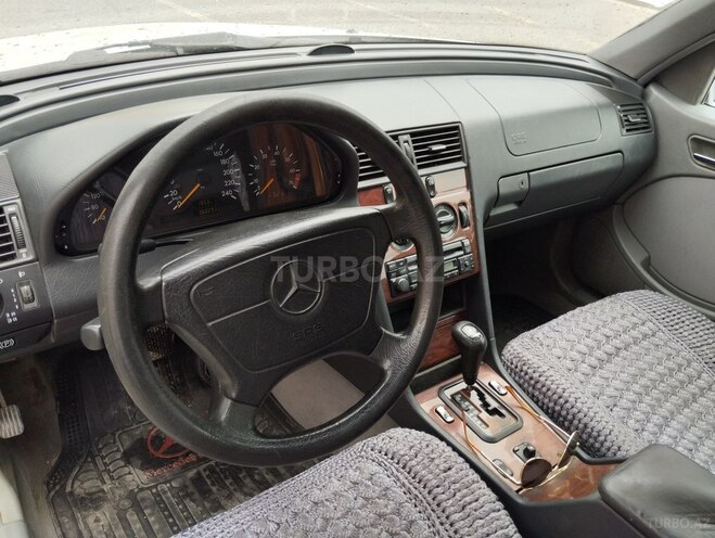 Mercedes C 200 1997, 360,000 km - 2.0 л - Bakı
