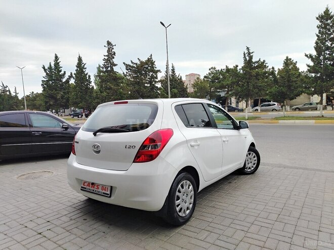 Hyundai i20 2009, 182,000 km - 1.4 л - Sumqayıt