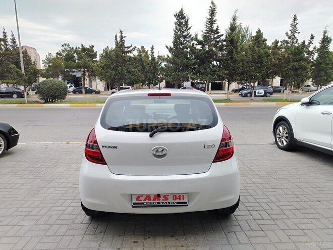 Hyundai i20 2009, 182,000 km - 1.4 л - Sumqayıt