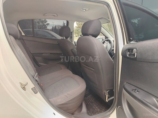Hyundai i20 2009, 182,000 km - 1.4 л - Sumqayıt