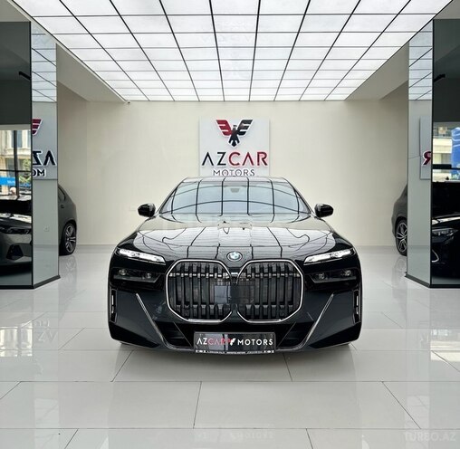BMW 750e xDrive-2