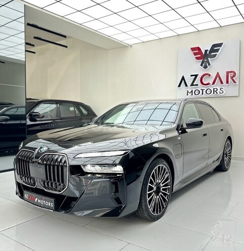 BMW 750e xDrive-3