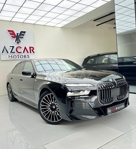 BMW 750e xDrive-5
