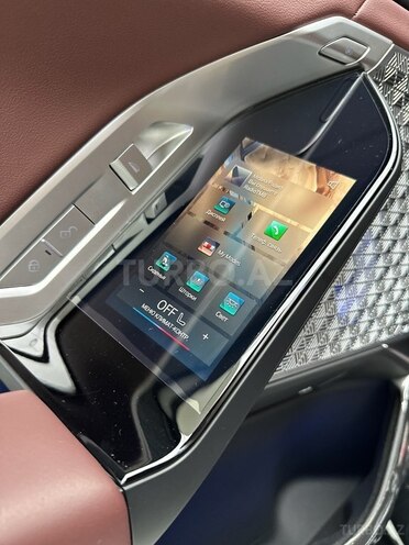 BMW 750e xDrive-21