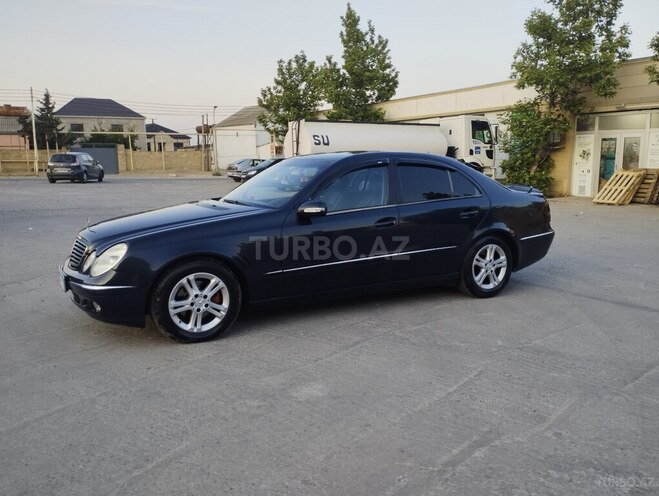 Mercedes E 220 d 2002, 376,000 km - 2.2 л - Bakı