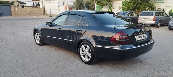 Mercedes E 220 d 2002, 376,000 km - 2.2 л - Bakı