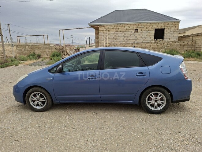 Toyota Prius-3