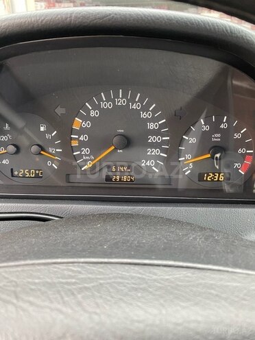 Mercedes C 180-11