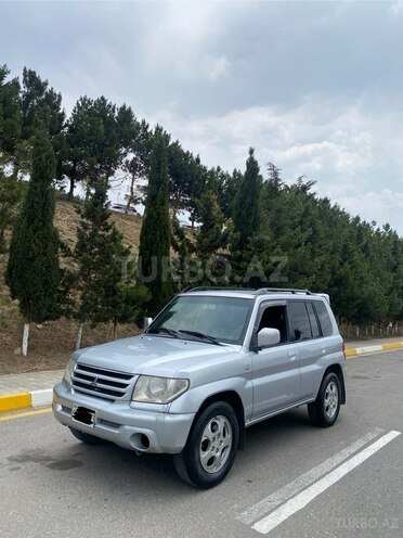 Mitsubishi Pajero io 2003, 300,000 km - 2.0 l - Bakı