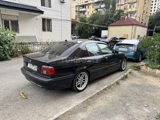 BMW 528 1998, 345,000 km - 2.8 l - Bakı