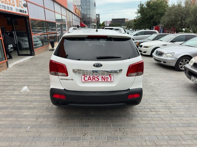 Kia Sorento-8