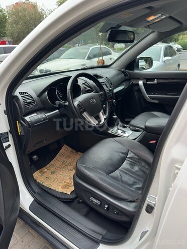 Kia Sorento-15