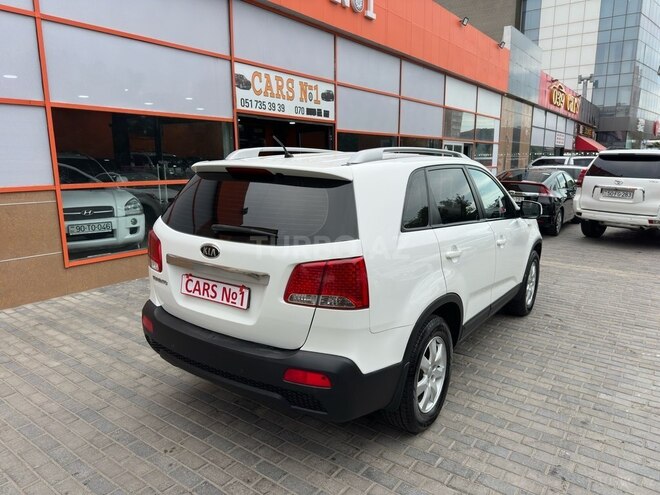 Kia Sorento-9